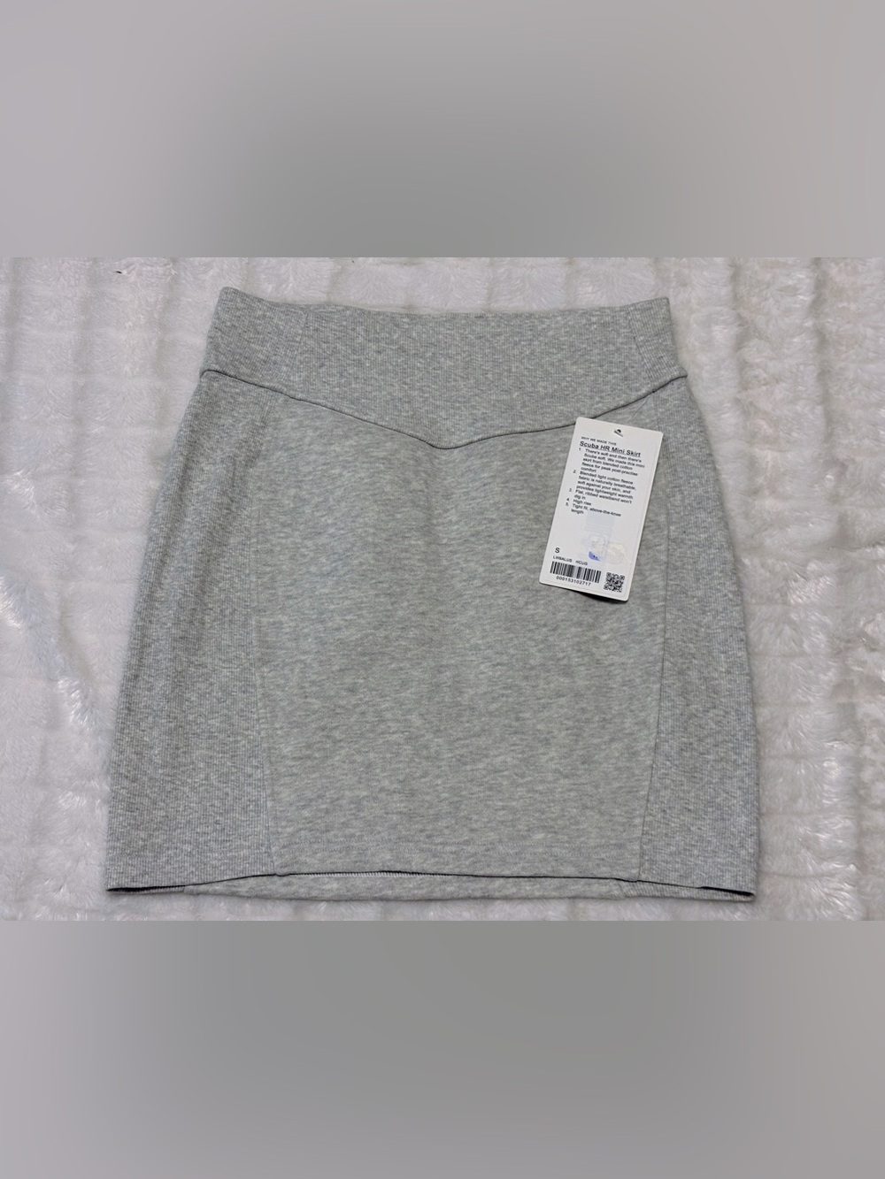 Brand New Size S lululemon Scuba High Rise Mini Skirt Unworn